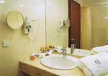 Del Mar بيت ضيافة 2*